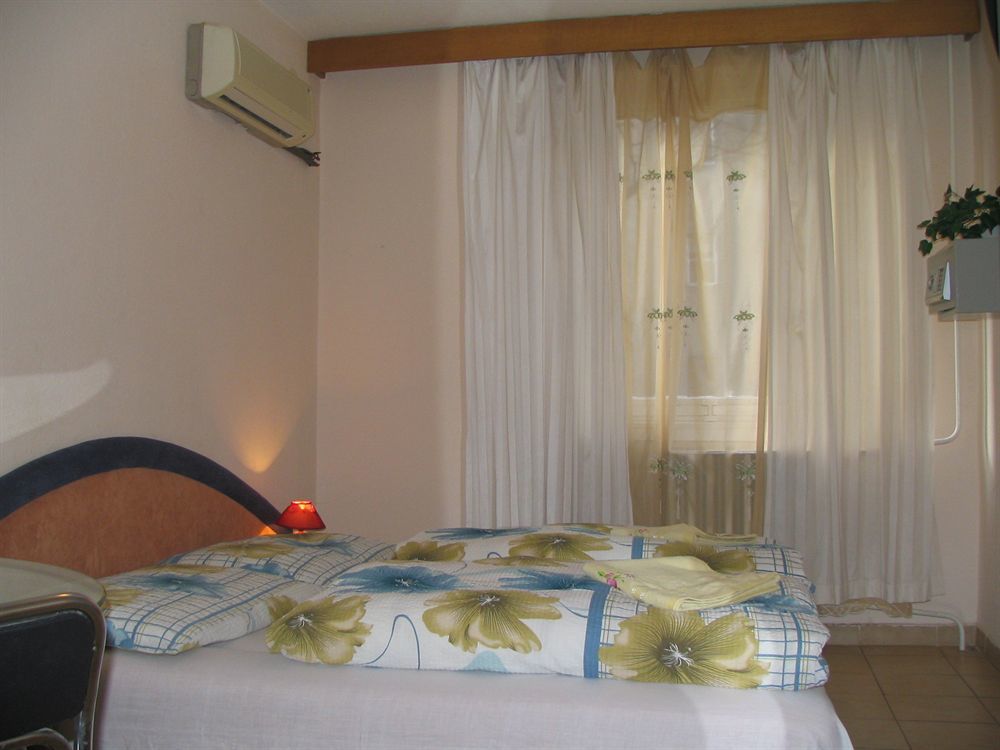 Apartment4You Budapest Eksteriør billede